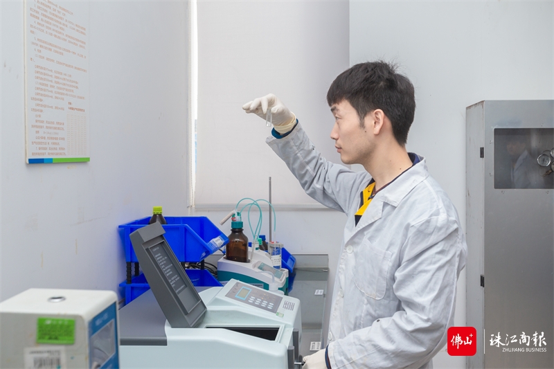 科德科技內部儀器分析室進行產品實驗